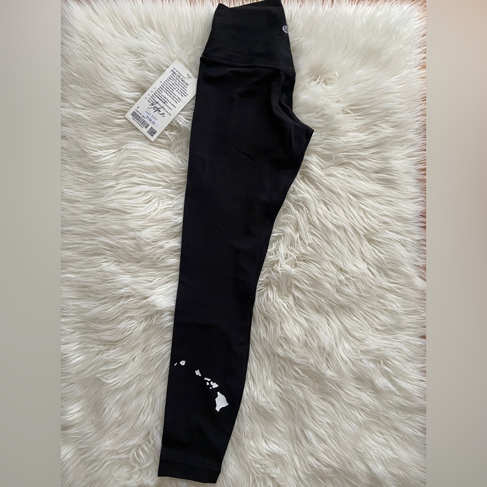 Lululemon HAWAII special edition align leggings 25” in black